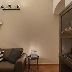 Vegetti Twin Apartments By Wonderful Italy